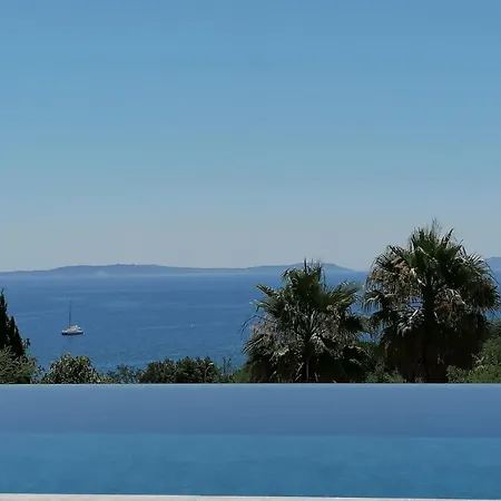 Willa Gabiano Le Rayol-Canadel-sur-Mer